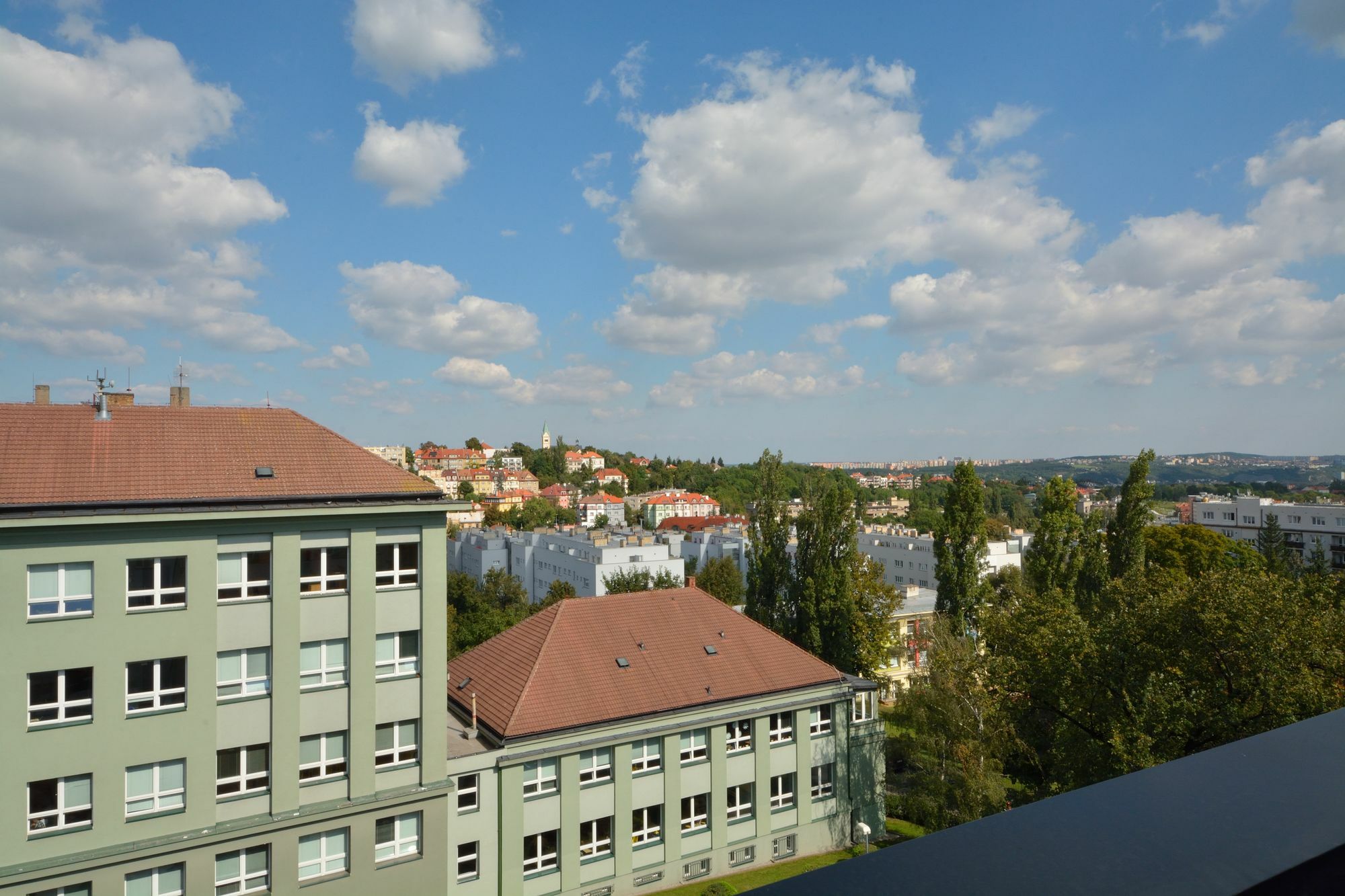 Downtown Suites Belohorska Прага Екстериор снимка